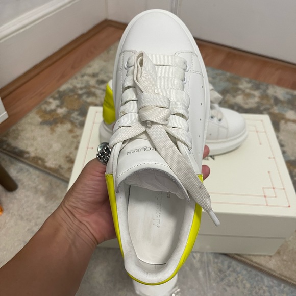 EUC Women Sz 7 (Euro Sz 37) Alexander McQueen Oversized Shoes White/Fluo Yellow - Picture 13 of 17